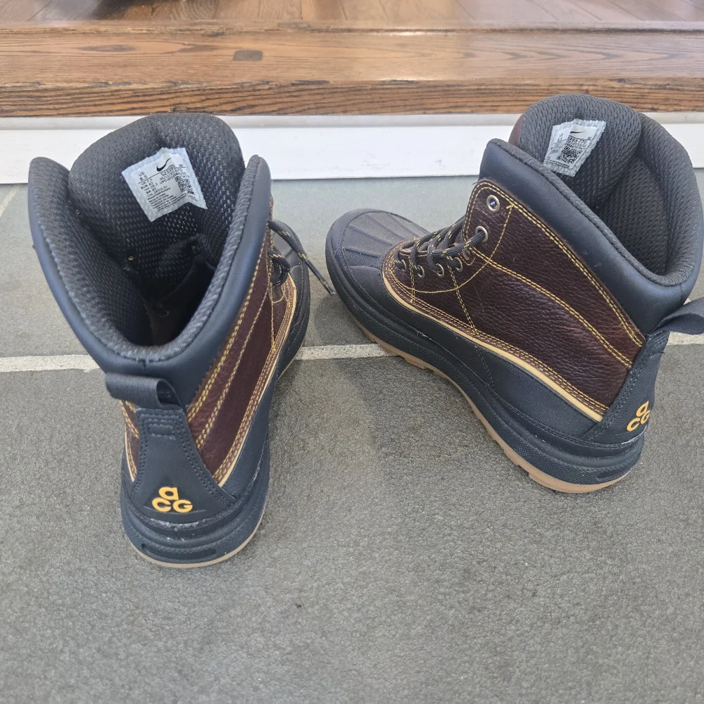 Mens/boys Nike ACG Brown and Black Duck Boots - Waterproof Winter Hiker - Picture 4 of 5